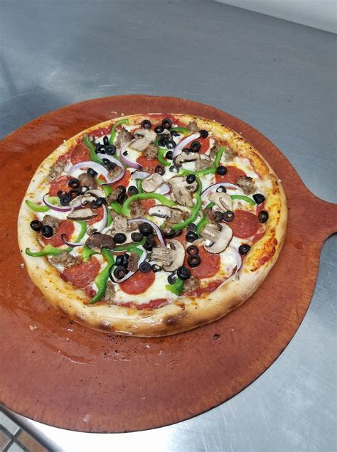 Tanks pizza - TANK’S PIZZA - 202 Photos & 194 Reviews - 902 N New Braunfels Ave, San Antonio, Texas - Pizza - Restaurant Reviews - Phone Number - …